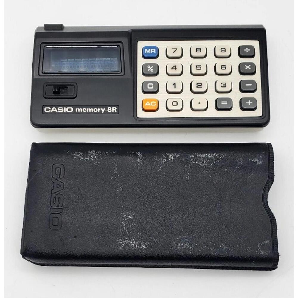 Vintage CASIO memory 8R calculator computer Japan mfg. green lcd display math